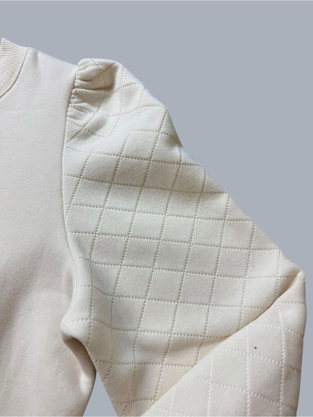 TCEC Cream Ribbed-Neck Sweatshirt- Size Large - Picture 6 of 11
